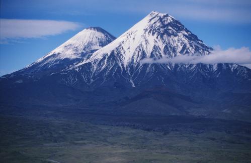 Jacques Padet : Kamtchatka - Volcans Karenyi et  Klyuchevsky